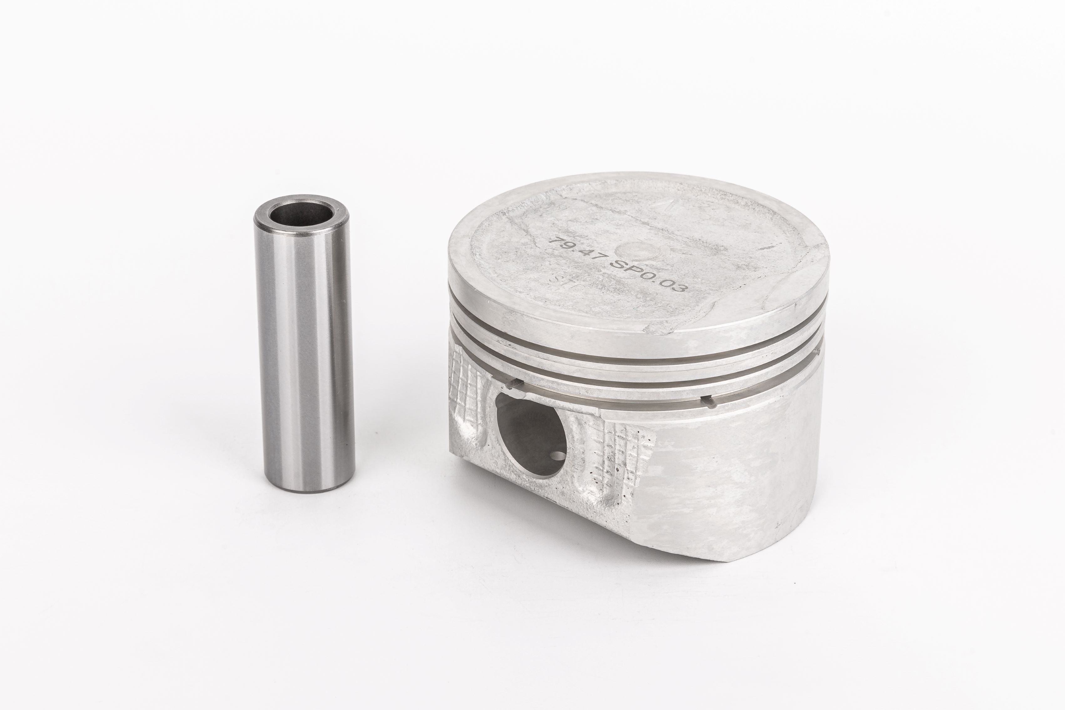 Renault Piston cu bolt +0,50 2